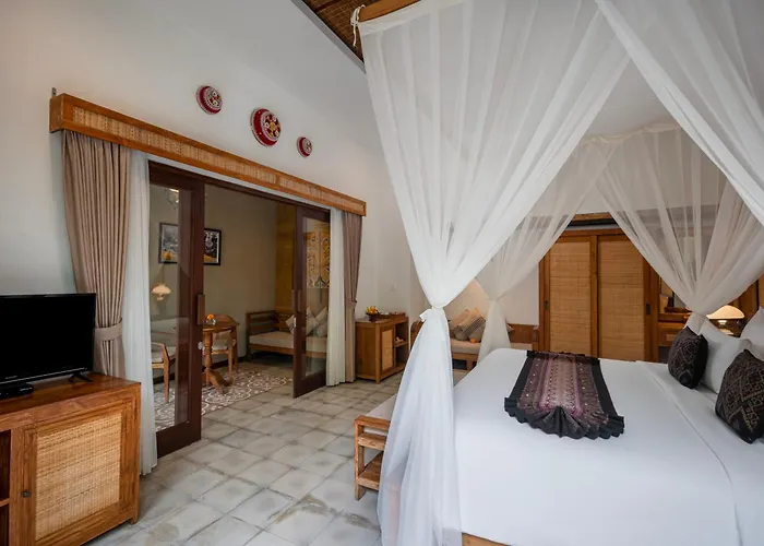 Govala & Ubud