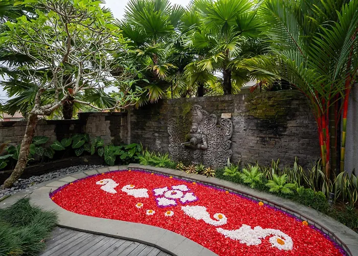 Govala & * Ubud